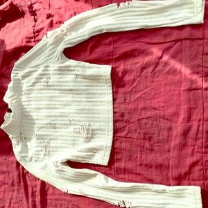 Ripped long Sleeve Crop Top